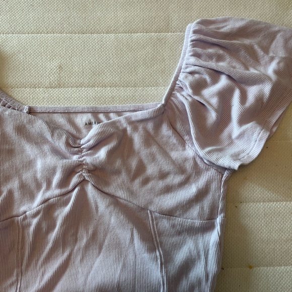 American Eagle Purple Top - Picture 3 of 3